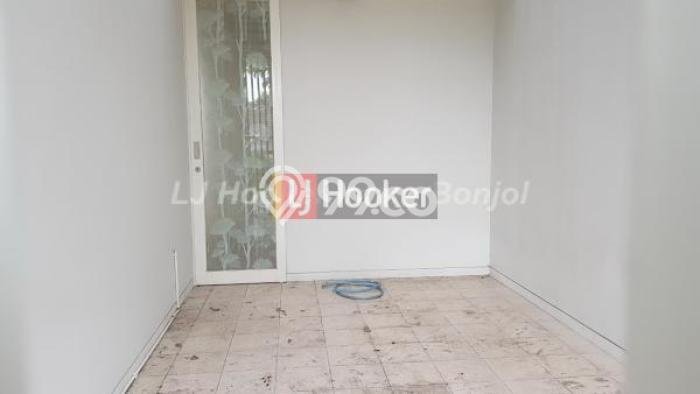 Rumah Luas Asri 4 KT Siap Huni di Bukit Sari Semarang Rumah Luas Asri 4 KT Siap Huni di Bukit Sari Semarang