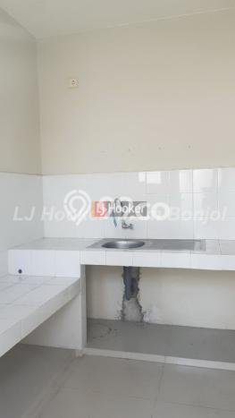 Rumah Luas Asri 4 KT Siap Huni di Bukit Sari Semarang Rumah Luas Asri 4 KT Siap Huni di Bukit Sari Semarang