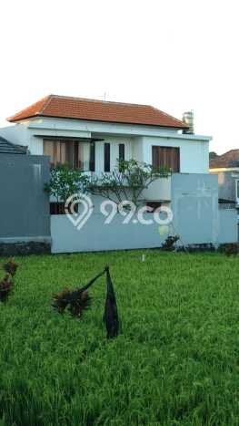 Hunian Cantik Modern Lb 180m2 di Denpasar Timur, Denpasar Hunian Cantik Modern Lb 180m2 di Denpasar Timur, Denpasar