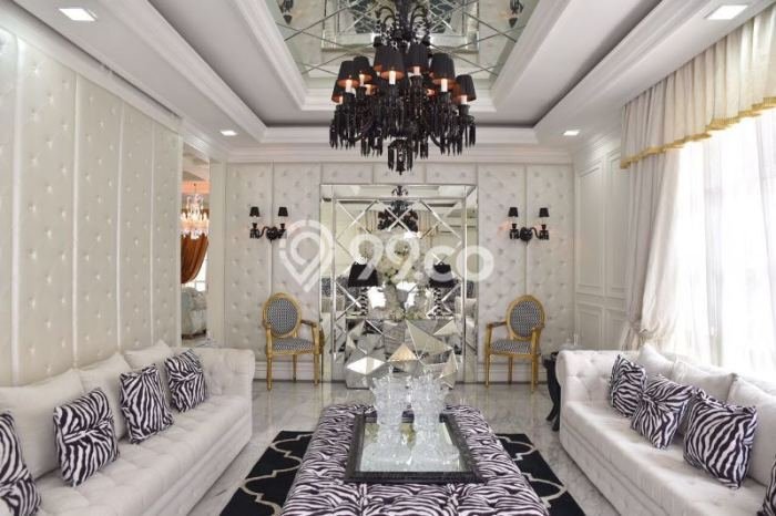 For Sale! Luxury House LT 1035m2 Desain Modern di Kemang For Sale! Luxury House LT 1035m2 Desain Modern di Kemang