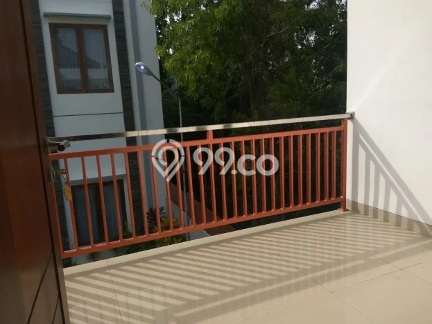 Rumah kawasan Puri Gading, 2 KM, View Indah, Luas 100m² Bangunan 113m² Rumah kawasan Puri Gading, 2 KM, View Indah, Luas 100m² Bangunan 113m²