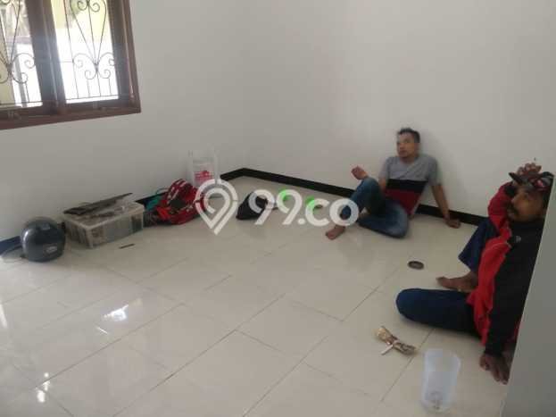 HUNIAN PILIHAN! Rumah area Cibiru, Luas 80m² Bangunan 60m² HUNIAN PILIHAN! Rumah area Cibiru, Luas 80m² Bangunan 60m²