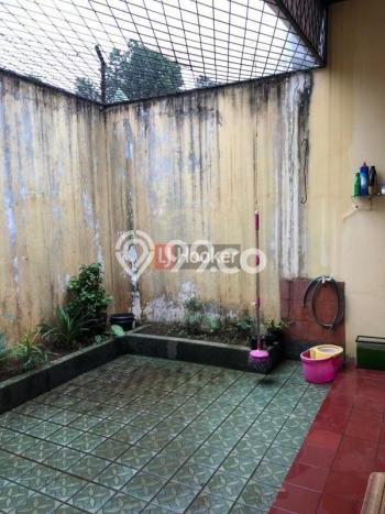 Dijual Rumah Premium dengan Fasilitas Sekitar Komplit di Sawangan, Depok Dijual Rumah Premium dengan Fasilitas Sekitar Komplit di Sawangan, Depok