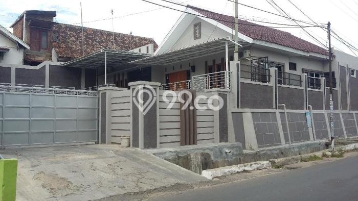 For Sale Rumah 3 Kamar Lokasi Strategis Bagus dan Strategis di Teluk Betung Selatan For Sale Rumah 3 Kamar Lokasi Strategis Bagus dan Strategis di Teluk Betung Selatan