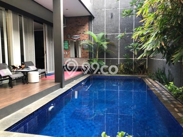 Rumah Elit Modern Tanpa Renovasi di Lebak Bulus Jakarta Selatan Rumah Elit Modern Tanpa Renovasi di Lebak Bulus Jakarta Selatan