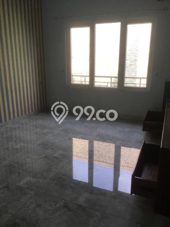 Rumah Berkualitas 6 Kamar Tidur dan 4 Kamar Mandi di Lokasi Strategis Alam Sutera, Tangerang Rumah Berkualitas 6 Kamar Tidur dan 4 Kamar Mandi di Lokasi Strategis Alam Sutera, Tangerang