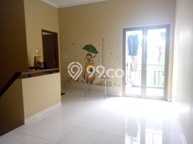 Rumah Lokasi Strategis di Bintaro, Tangerang Selatan, LT 132m² Bangunan 140m² Rumah Lokasi Strategis di Bintaro, Tangerang Selatan, LT 132m² Bangunan 140m²
