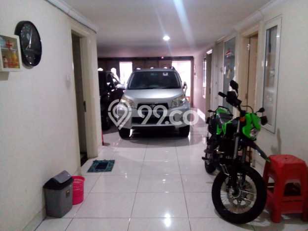 Dijual Rumah Mewah Elegan Dengan View Cantik di Daan Mogot, Jakarta Barat Dijual Rumah Mewah Elegan Dengan View Cantik di Daan Mogot, Jakarta Barat