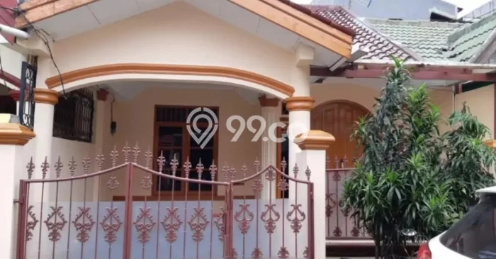 Rumah Luas Asri 3 KT Siap Huni di Taman Royal Tangerang Rumah Luas Asri 3 KT Siap Huni di Taman Royal Tangerang