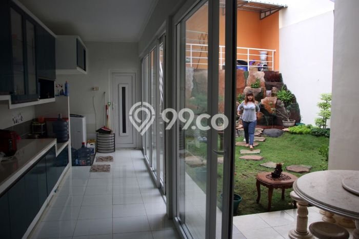 For Sale Rumah Mewah Exclusive di Semarang Barat, Semarang For Sale Rumah Mewah Exclusive di Semarang Barat, Semarang