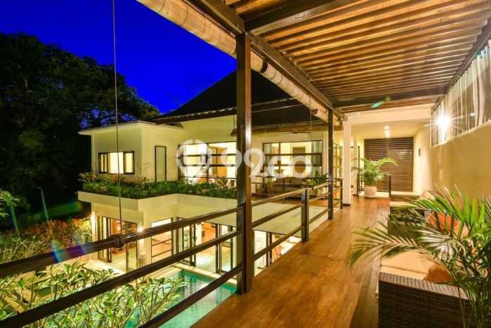 For Sale! Luxury House LT 400m2 Desain Modern di Sanur For Sale! Luxury House LT 400m2 Desain Modern di Sanur