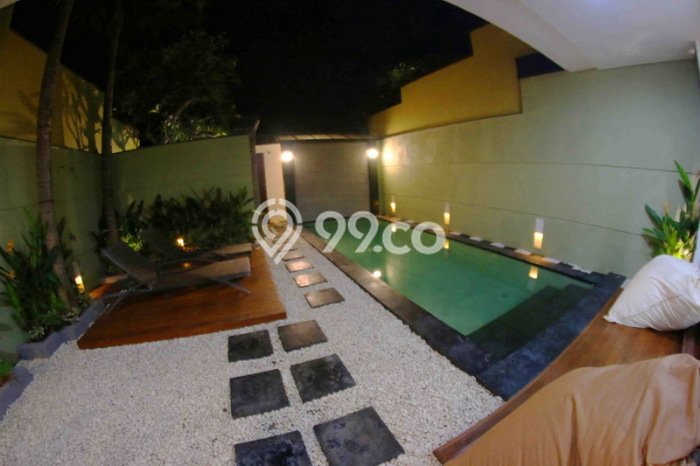 Ready to Use! Luxury House LT 183m2 Desain Modern di Seminyak Ready to Use! Luxury House LT 183m2 Desain Modern di Seminyak