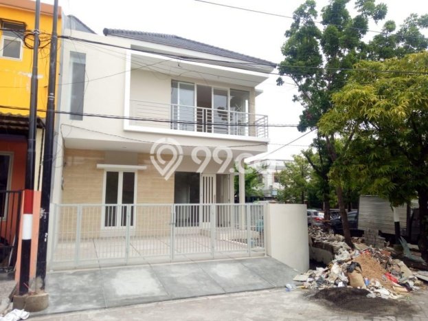 Dijual Rumah Luas Megah Dengan View Eksklusif di Kendangsari, Surabaya Dijual Rumah Luas Megah Dengan View Eksklusif di Kendangsari, Surabaya