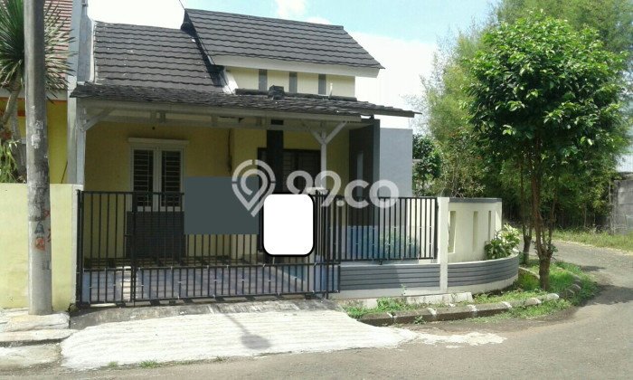 Hunian Nyaman Asri 4 KT Siap Pakai di BSD Nusaloka Tangerang Hunian Nyaman Asri 4 KT Siap Pakai di BSD Nusaloka Tangerang