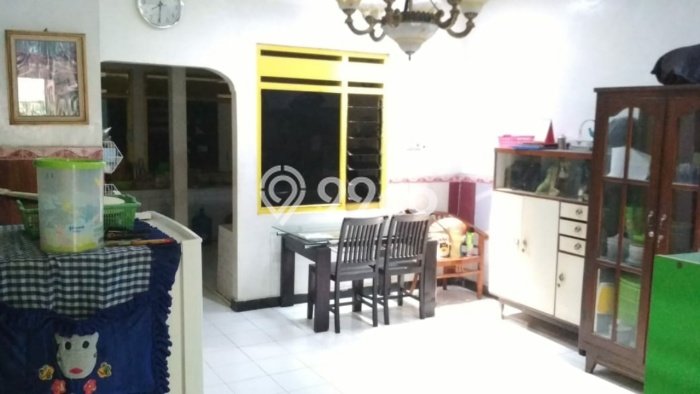 Siap Huni Rumah Mewah 15 Kamar di Jebres Dekat ke Mana Pun Siap Huni Rumah Mewah 15 Kamar di Jebres Dekat ke Mana Pun