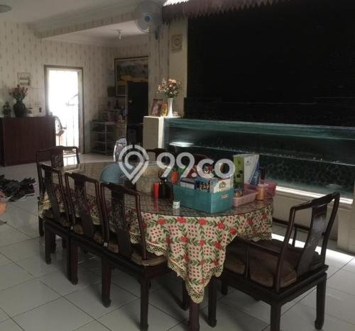 Rumah 5 KT 4 KM LT 440m², LB 350m² di Cinere, Jakarta Selatan Rumah 5 KT 4 KM LT 440m², LB 350m² di Cinere, Jakarta Selatan