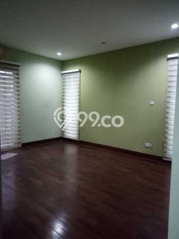 Ready to Use! Luxury House LT 425m2 Desain Elegan di BSD Ready to Use! Luxury House LT 425m2 Desain Elegan di BSD