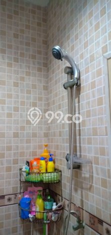 Jual Rumah Eksklusif 2 KT di Taman Royal, Tangerang Jual Rumah Eksklusif 2 KT di Taman Royal, Tangerang