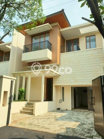 Ready to Use! Premium House LT 251m2 Desain Elegan di Kemang Ready to Use! Premium House LT 251m2 Desain Elegan di Kemang