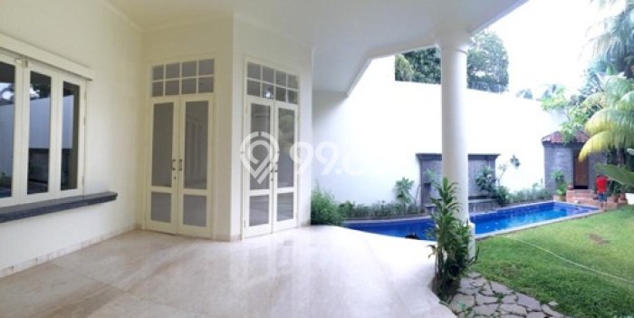 Hunian Modern dengan LT 650m2 & LB 500m2 Disewakan di Kemang Hunian Modern dengan LT 650m2 & LB 500m2 Disewakan di Kemang