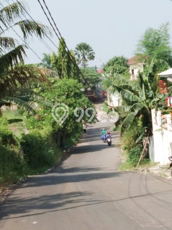 Rumah Strategis dengan Luas Tanah 135m² di Kawasan Ciputat, Tangerang Selatan Rumah Strategis dengan Luas Tanah 135m² di Kawasan Ciputat, Tangerang Selatan