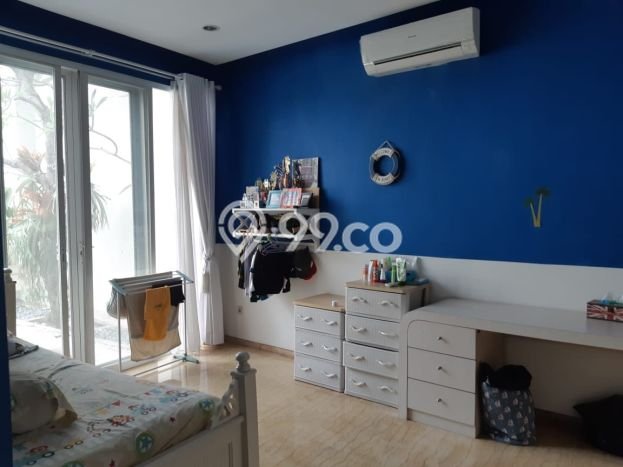 Rumah Luxury Modern Siap Huni di Mampang Jakarta Selatan Rumah Luxury Modern Siap Huni di Mampang Jakarta Selatan