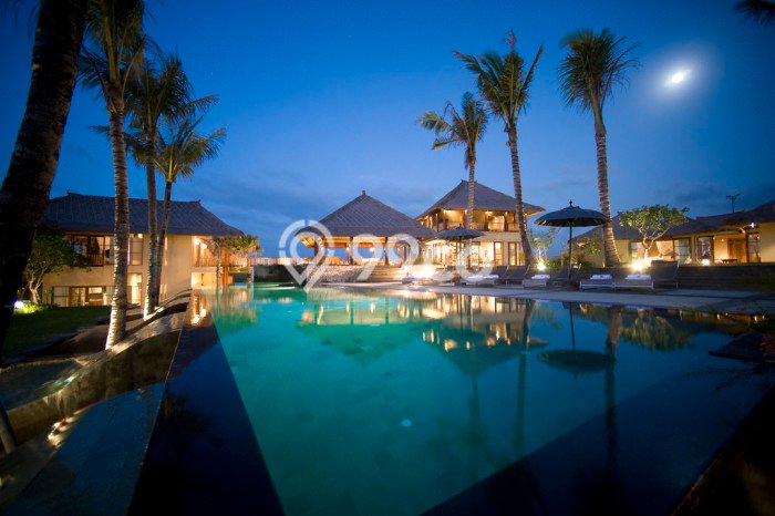 PROMO SPESIAL! Rumah Ready Stock di Canggu, Badung, Luas 3270m2m² LB 800m2m² PROMO SPESIAL! Rumah Ready Stock di Canggu, Badung, Luas 3270m2m² LB 800m2m²
