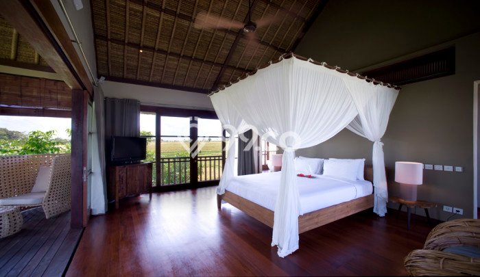 PROMO SPESIAL! Rumah Ready Stock di Canggu, Badung, Luas 3270m2m² LB 800m2m² PROMO SPESIAL! Rumah Ready Stock di Canggu, Badung, Luas 3270m2m² LB 800m2m²