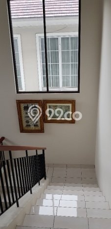 Dijual Rumah Luas Elegan Dengan View Cantik di Cibubur, Jakarta Timur Dijual Rumah Luas Elegan Dengan View Cantik di Cibubur, Jakarta Timur