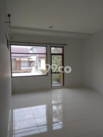 For Sale Hunian Rumah Nyaman 3 KT di BSD, Tangerang For Sale Hunian Rumah Nyaman 3 KT di BSD, Tangerang