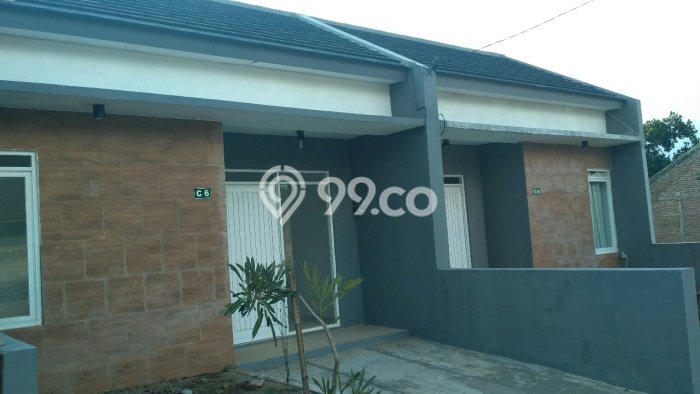 Rumah Minimalis LT 72m² Terawat di Kompleks Perumahan Tanjungsari, Sumedang Rumah Minimalis LT 72m² Terawat di Kompleks Perumahan Tanjungsari, Sumedang
