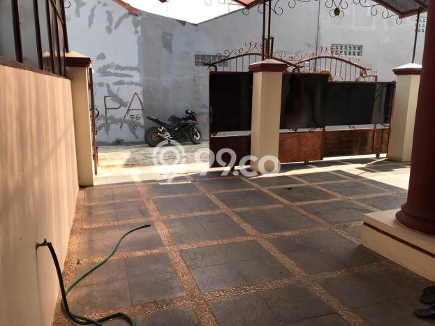 HARGA SPESIAL! Rumah Modern area Ciputat, Tangerang Selatan, LT 325m² LB 170m² BISA KPR! HARGA SPESIAL! Rumah Modern area Ciputat, Tangerang Selatan, LT 325m² LB 170m² BISA KPR!