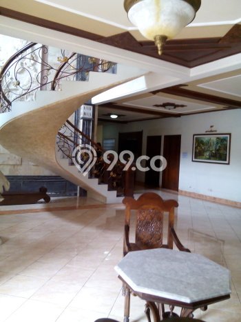 Jual Rumah Mewah Elegan Dengan View Cantik di Condong Catur, Sleman Jual Rumah Mewah Elegan Dengan View Cantik di Condong Catur, Sleman