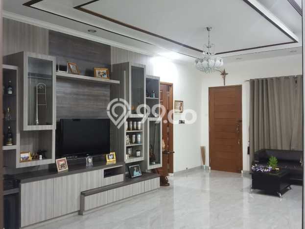 Rumah Strategis Modern Lb 280m2 di Pamulang, Tangerang Selatan Rumah Strategis Modern Lb 280m2 di Pamulang, Tangerang Selatan