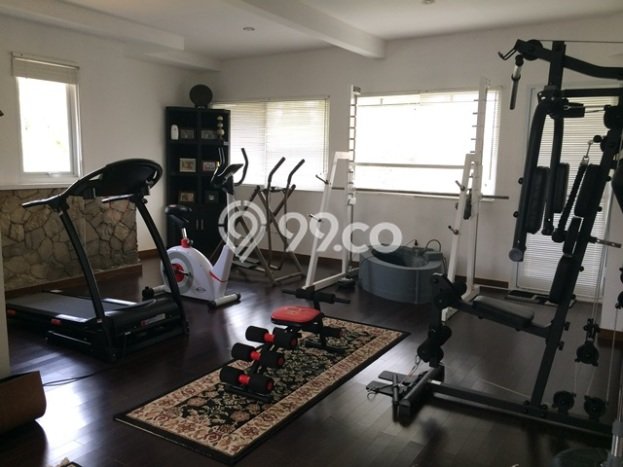 Rumah Elit LB 500m2 Siap Huni Desain Elegan di Bintaro, Tangerang Selatan Rumah Elit LB 500m2 Siap Huni Desain Elegan di Bintaro, Tangerang Selatan
