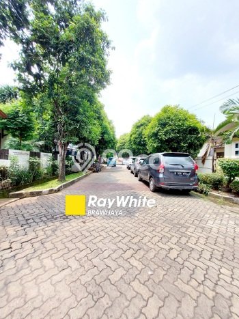 Jual Rumah Mewah Elegan Dengan View Cantik di Pejaten, Jakarta Selatan Jual Rumah Mewah Elegan Dengan View Cantik di Pejaten, Jakarta Selatan
