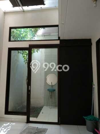Rumah Kontrakan Tangerang Selatan LT 135m2 LB 160m2 Kawasan Bintaro Rumah Kontrakan Tangerang Selatan LT 135m2 LB 160m2 Kawasan Bintaro