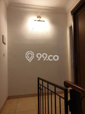 Rumah 3 KT 3 KM di Kawasan BSD, Tangerang Rumah 3 KT 3 KM di Kawasan BSD, Tangerang