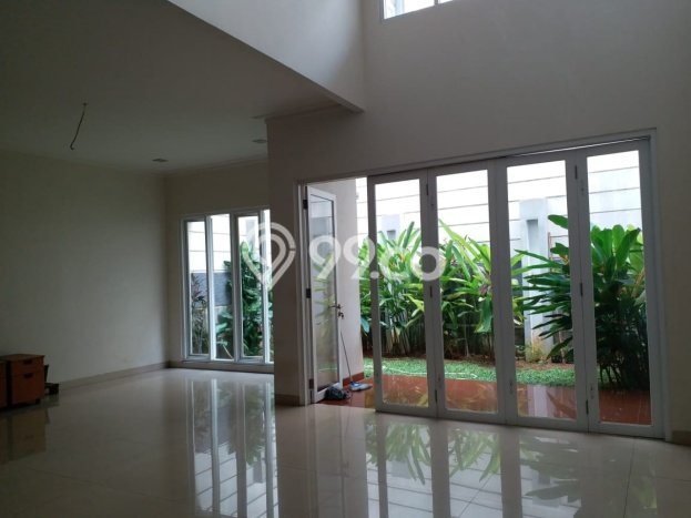Rumah Elit Modern Siap Huni di Kemang Jakarta Selatan Rumah Elit Modern Siap Huni di Kemang Jakarta Selatan