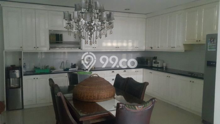 JUAL CEPAT! Rumah Siap Huni Lokasi Premium Bintaro, LT 255m² LB 450m² JUAL CEPAT! Rumah Siap Huni Lokasi Premium Bintaro, LT 255m² LB 450m²