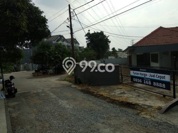 Rumah di Pancoran, Jakarta Selatan, Luas 989m² LB 629m² Rumah di Pancoran, Jakarta Selatan, Luas 989m² LB 629m²