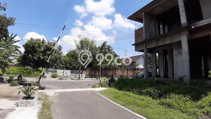 Dijual Rumah Strategis Bagus Punya 0 KT di Klaten Utara Klaten - Dijual Rumah Strategis Bagus Punya 0 KT di Klaten Utara Klaten -