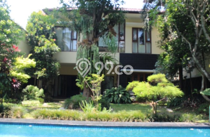 Rumah di , 5 KT, Dekat Fasilitas Umum, LT 700m2m² LB 800m2m² Rumah di , 5 KT, Dekat Fasilitas Umum, LT 700m2m² LB 800m2m²