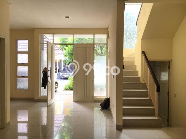 Lokasi terbaik! Rumah siap huni disewakan di Cengkareng LB 175m2 Lokasi terbaik! Rumah siap huni disewakan di Cengkareng LB 175m2