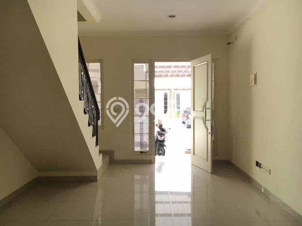 Rumah Disewakan Jakarta Barat LT 60m2 LB 87m2 Kawasan Green Lake City Rumah Disewakan Jakarta Barat LT 60m2 LB 87m2 Kawasan Green Lake City