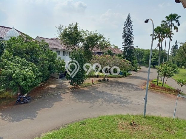 Rumah Elit Modern Tanpa Renovasi di BSD Taman Giri Loka Tangerang Rumah Elit Modern Tanpa Renovasi di BSD Taman Giri Loka Tangerang