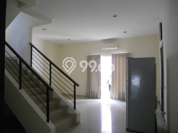 Ready to Use! Premium House LT 1m2 Desain Elegan di Gading Serpong Ready to Use! Premium House LT 1m2 Desain Elegan di Gading Serpong