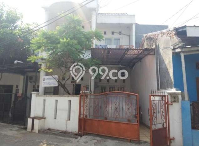 Rumah Strategis Modern Lb 200m2 di Ciputat, Tangerang Selatan Rumah Strategis Modern Lb 200m2 di Ciputat, Tangerang Selatan