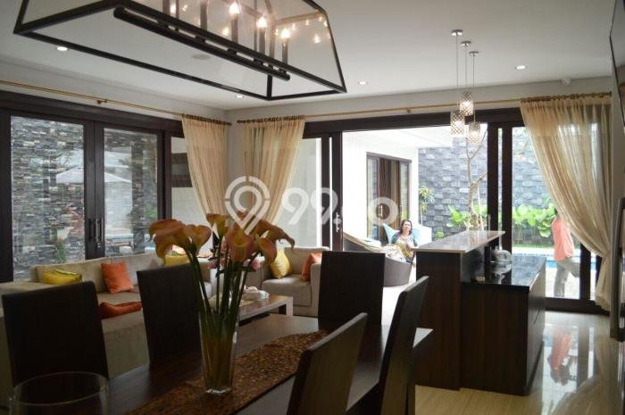 Hunian Elit LB 420m2 Siap Pakai Desain Elegan di Bintaro, Tangerang Selatan Hunian Elit LB 420m2 Siap Pakai Desain Elegan di Bintaro, Tangerang Selatan