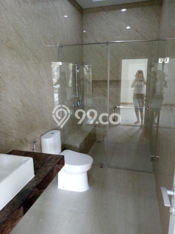 Dijual Rumah Mewah Megah Dengan View Eksklusif di Pantai Indah Kapuk, Jakarta Utara Dijual Rumah Mewah Megah Dengan View Eksklusif di Pantai Indah Kapuk, Jakarta Utara
